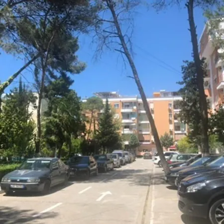 Fresh * Golem (Tirana)